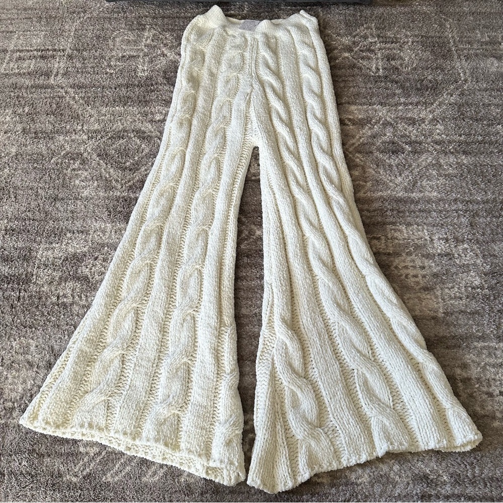 NWT Free People Cozy Mountain Cable Knit Flare Pants Ivory Heavyweight - Picture 4 of 8